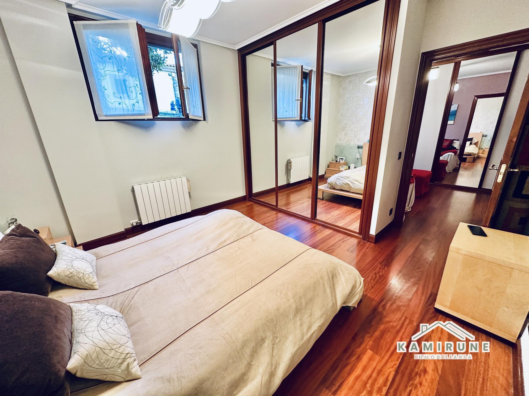 For sale of duplex in Sopelana