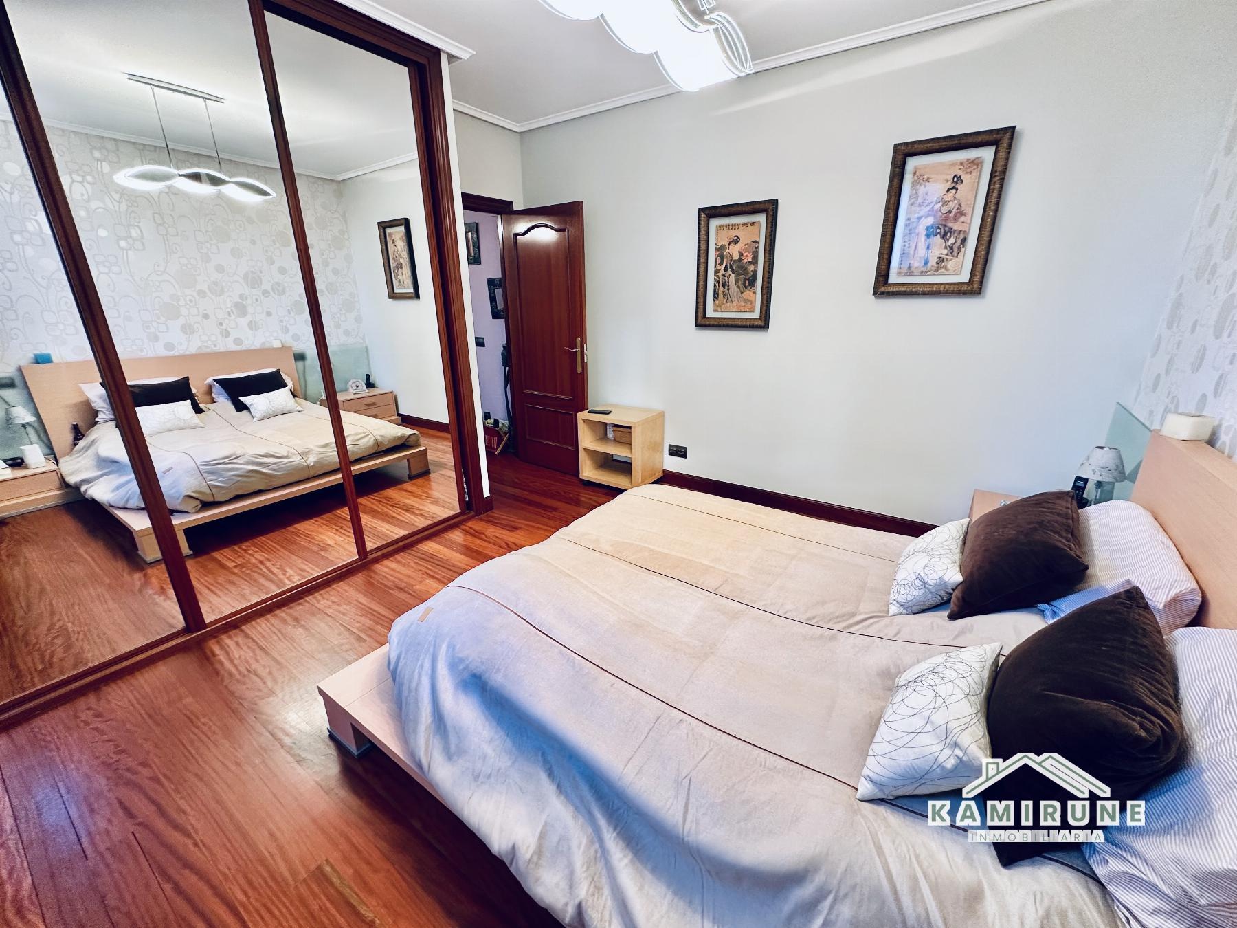 For sale of duplex in Sopelana