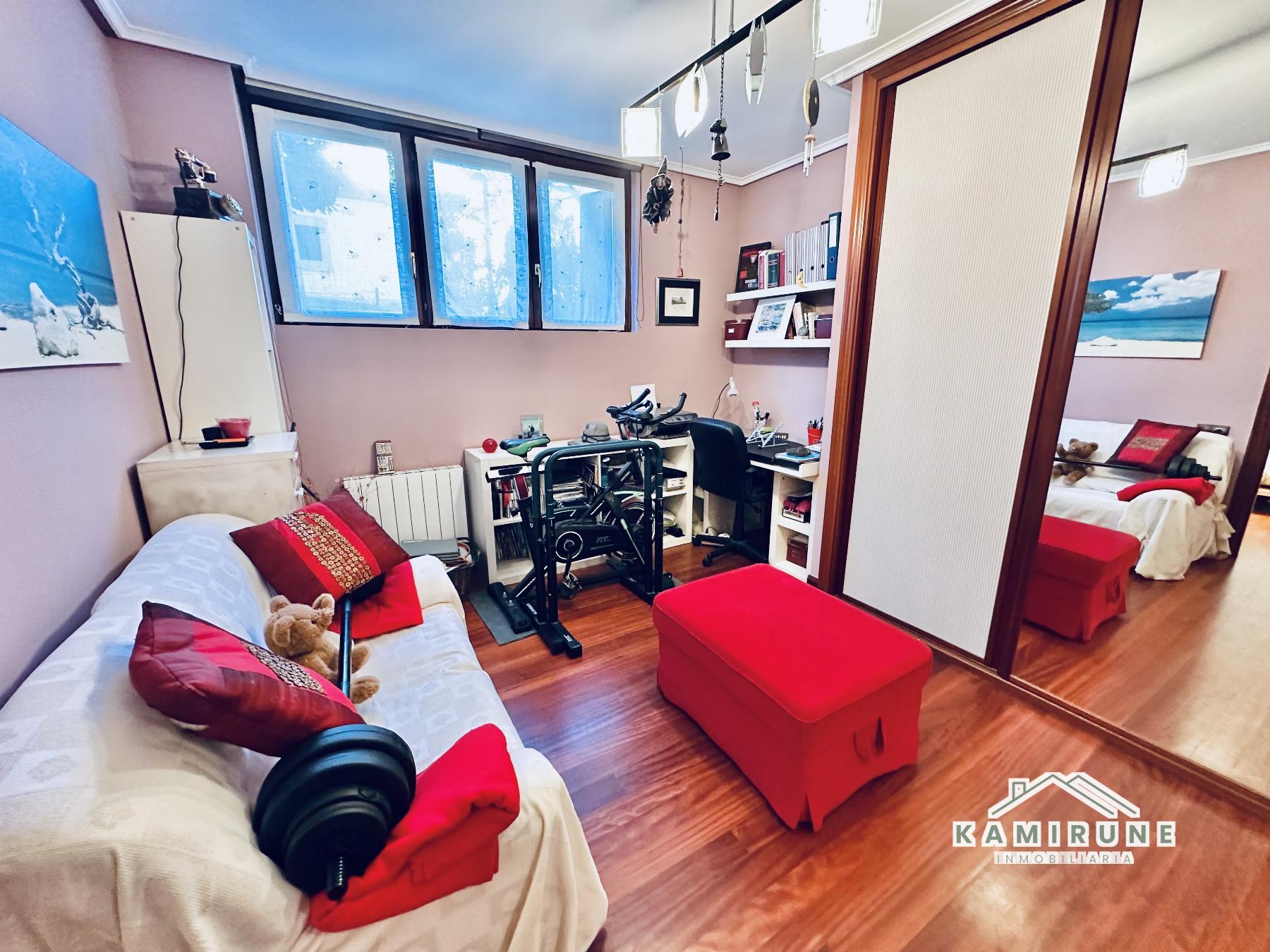 For sale of duplex in Sopelana