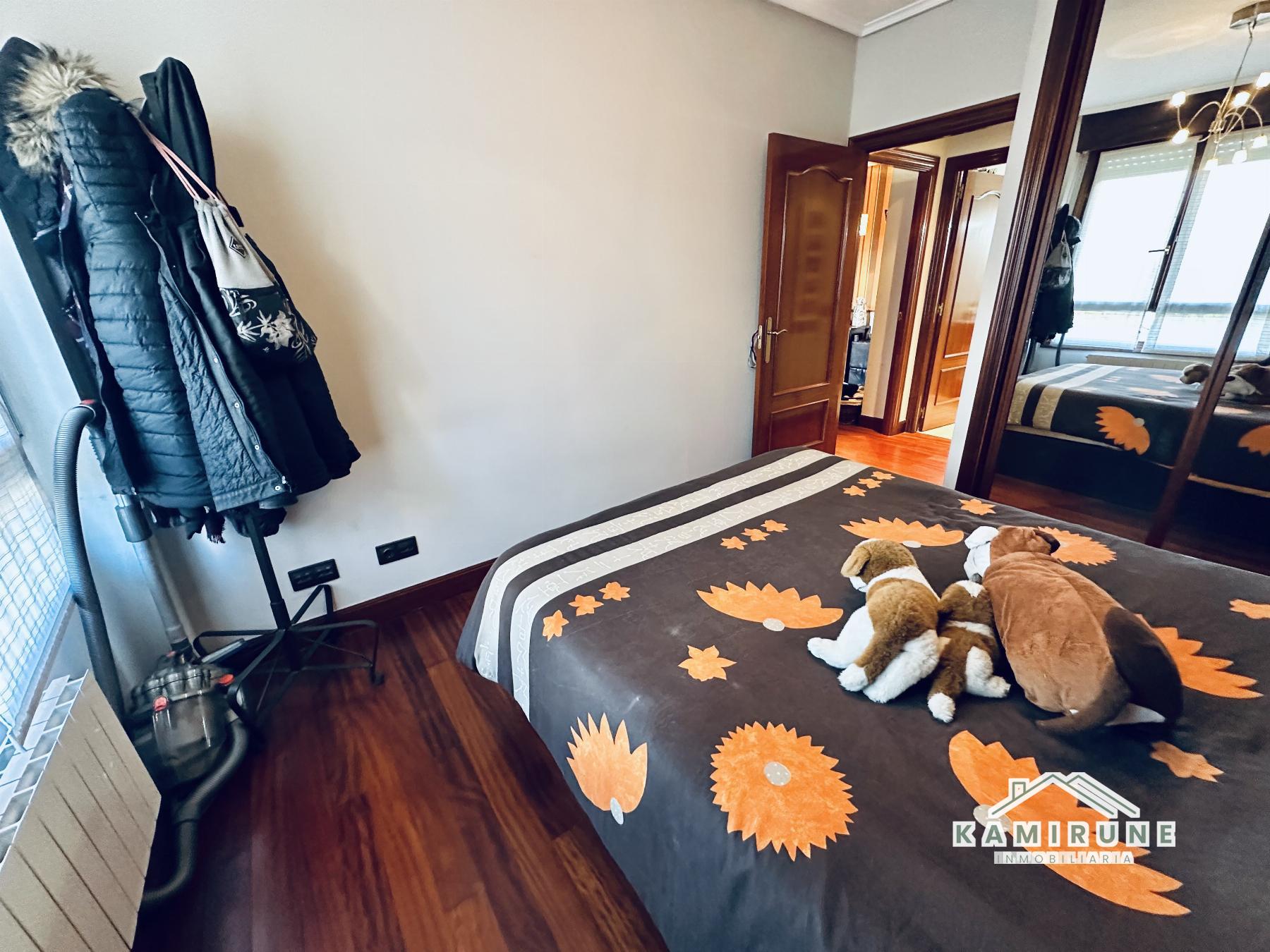 For sale of duplex in Sopelana