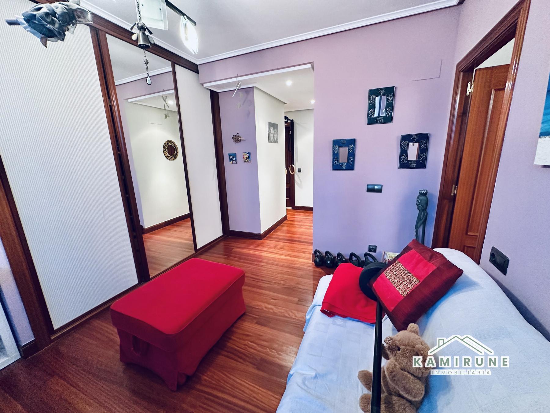 For sale of duplex in Sopelana