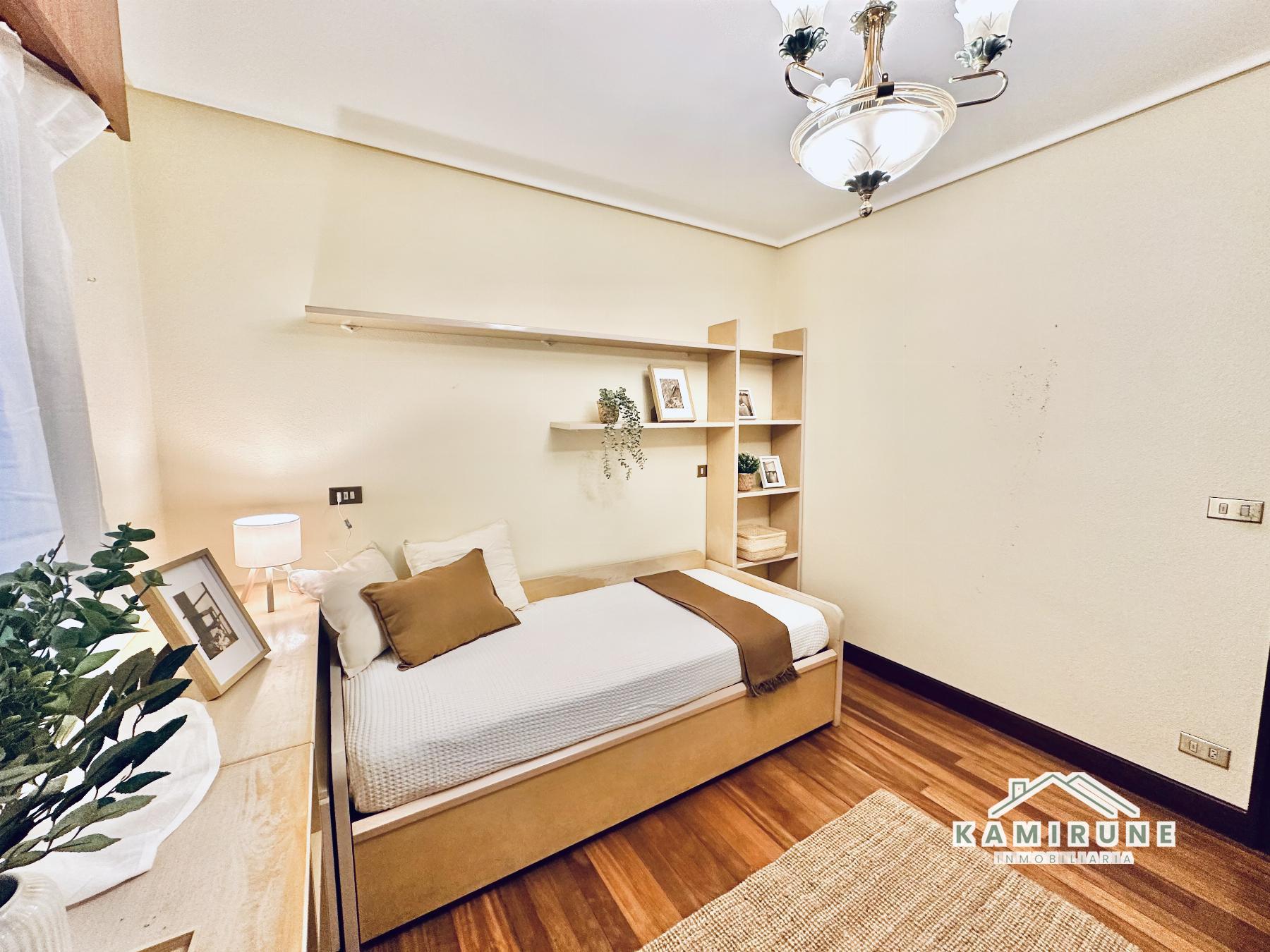 For sale of flat in Portugalete