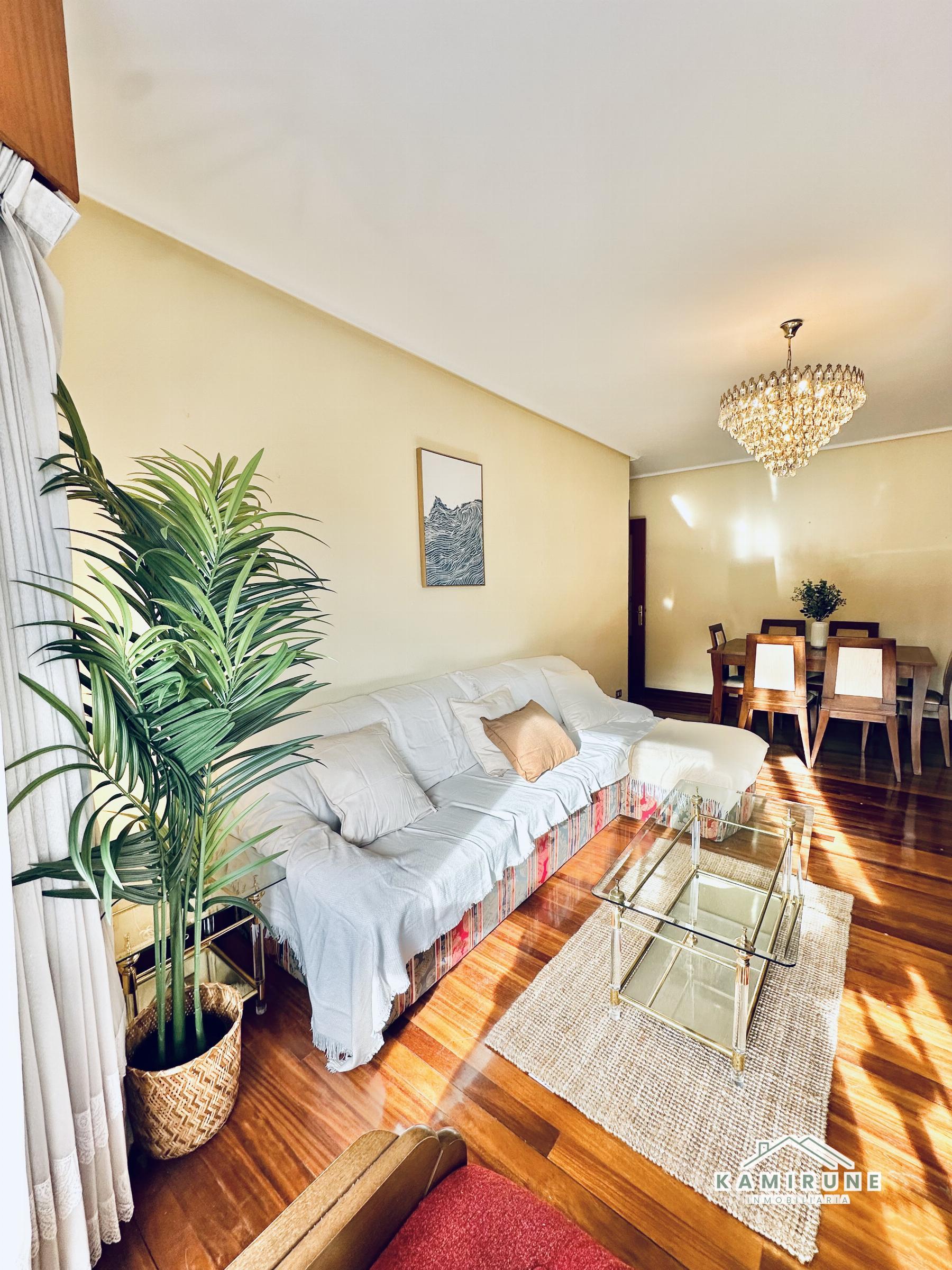 For sale of flat in Portugalete