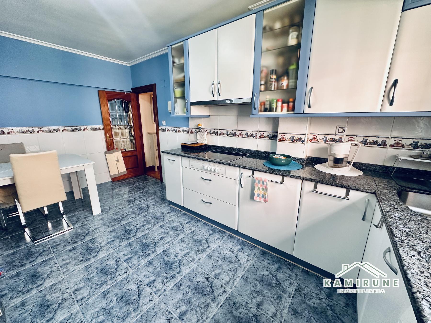 For sale of flat in Barakaldo