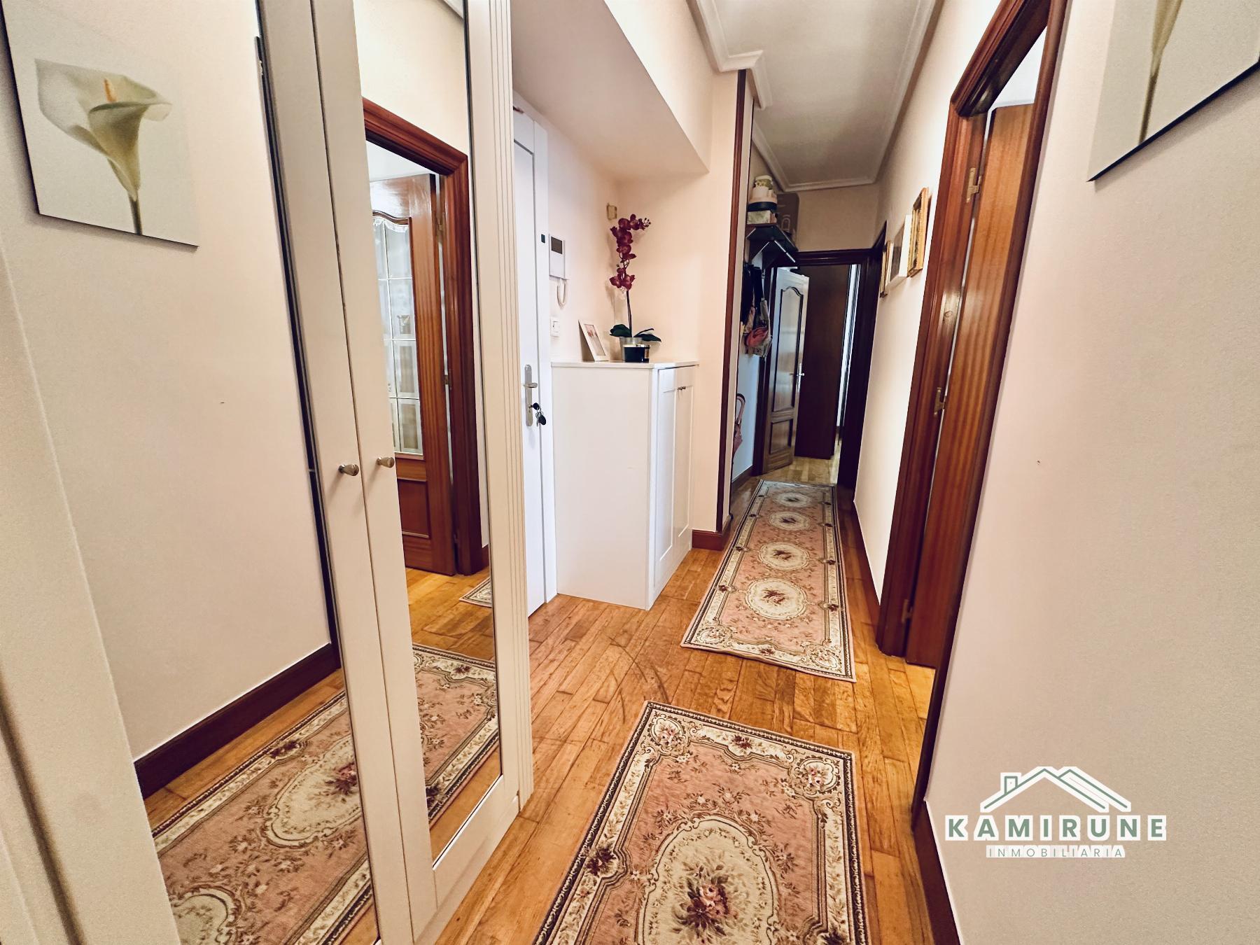 For sale of flat in Barakaldo