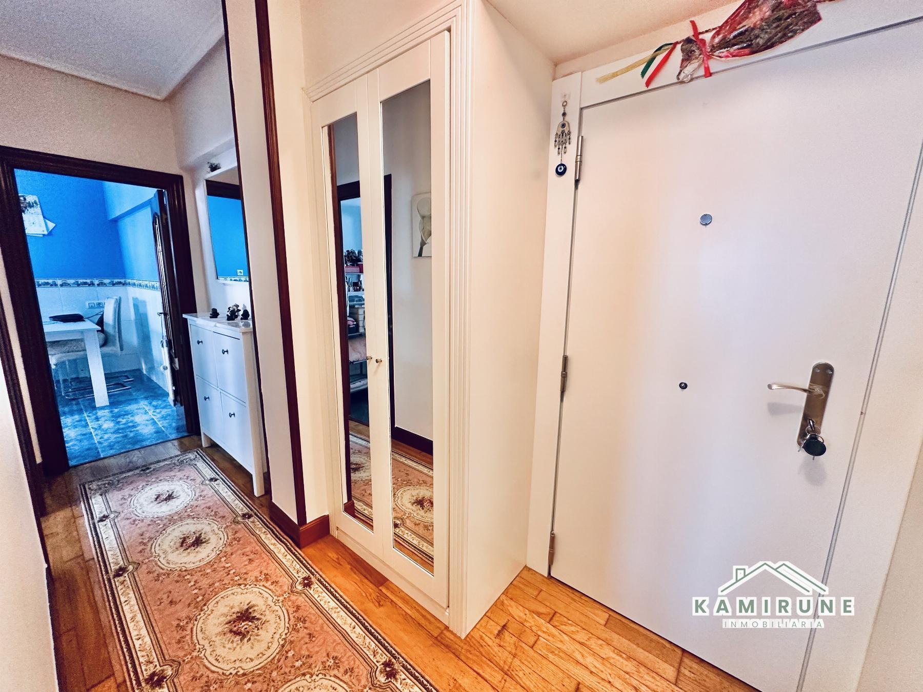 For sale of flat in Barakaldo