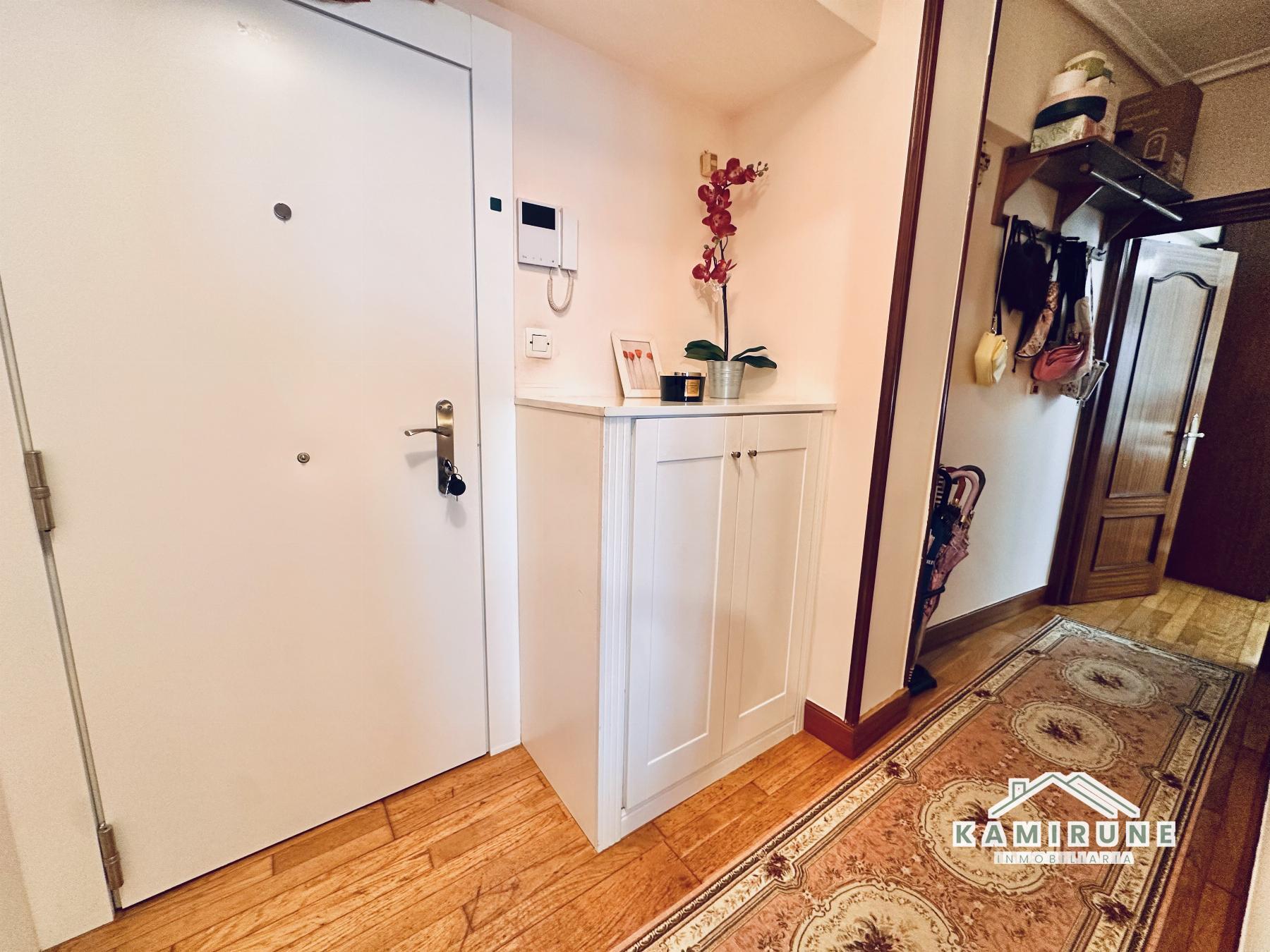 For sale of flat in Barakaldo