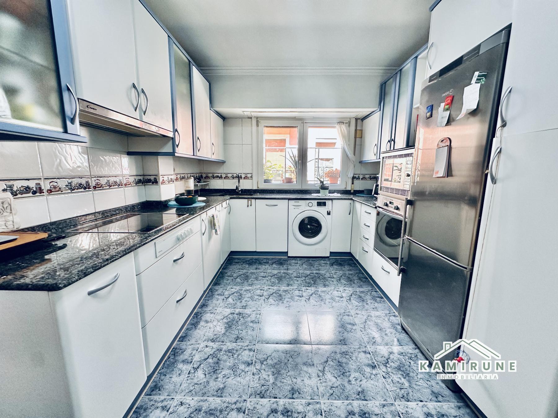 For sale of flat in Barakaldo