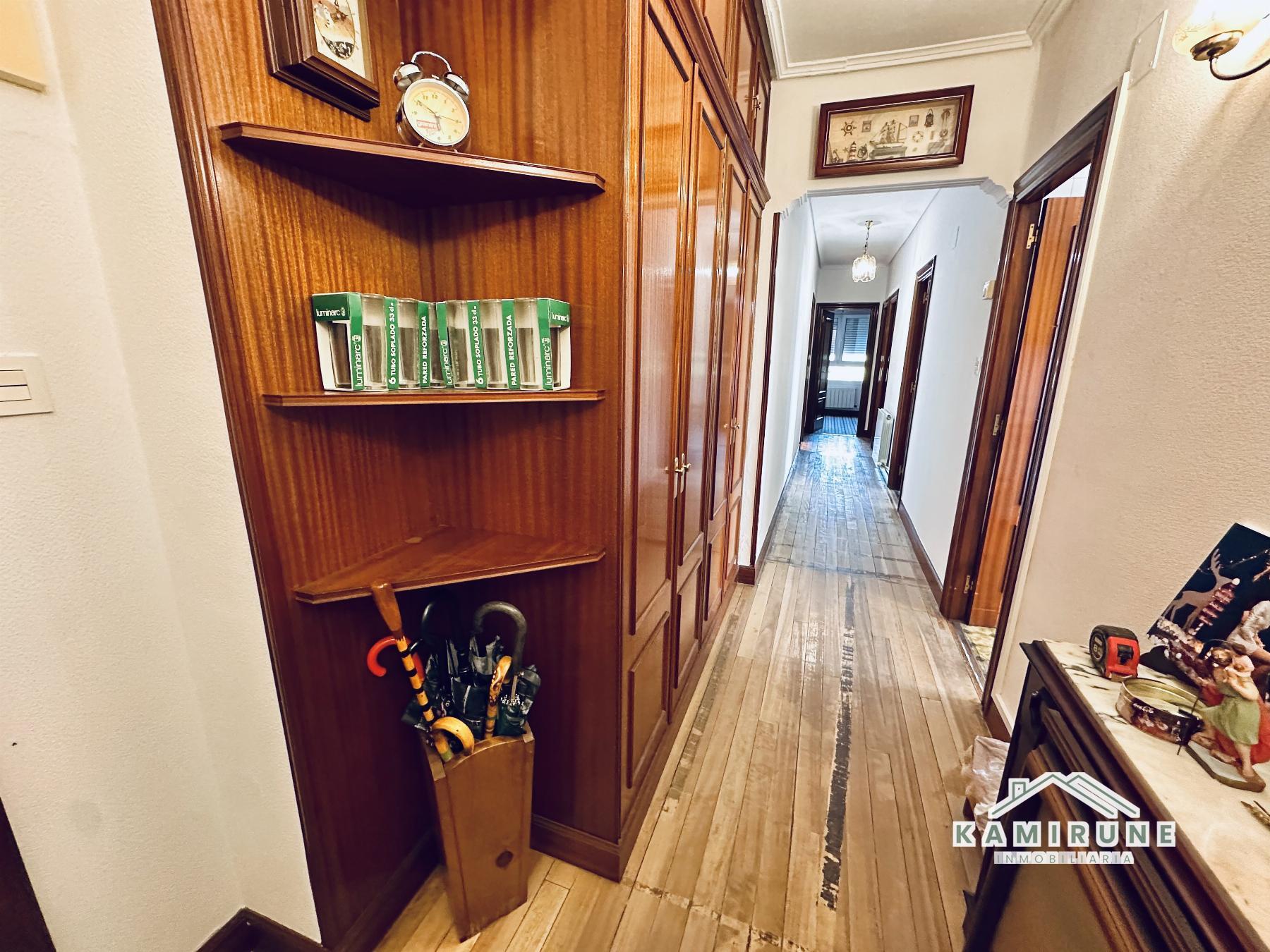 Venta de piso en Derio