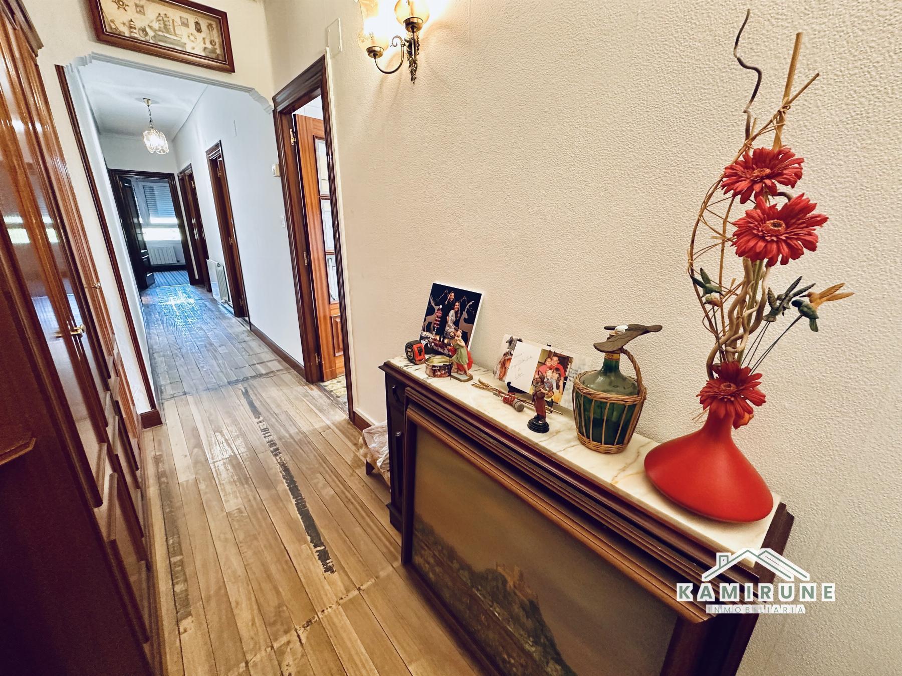 Venta de piso en Derio