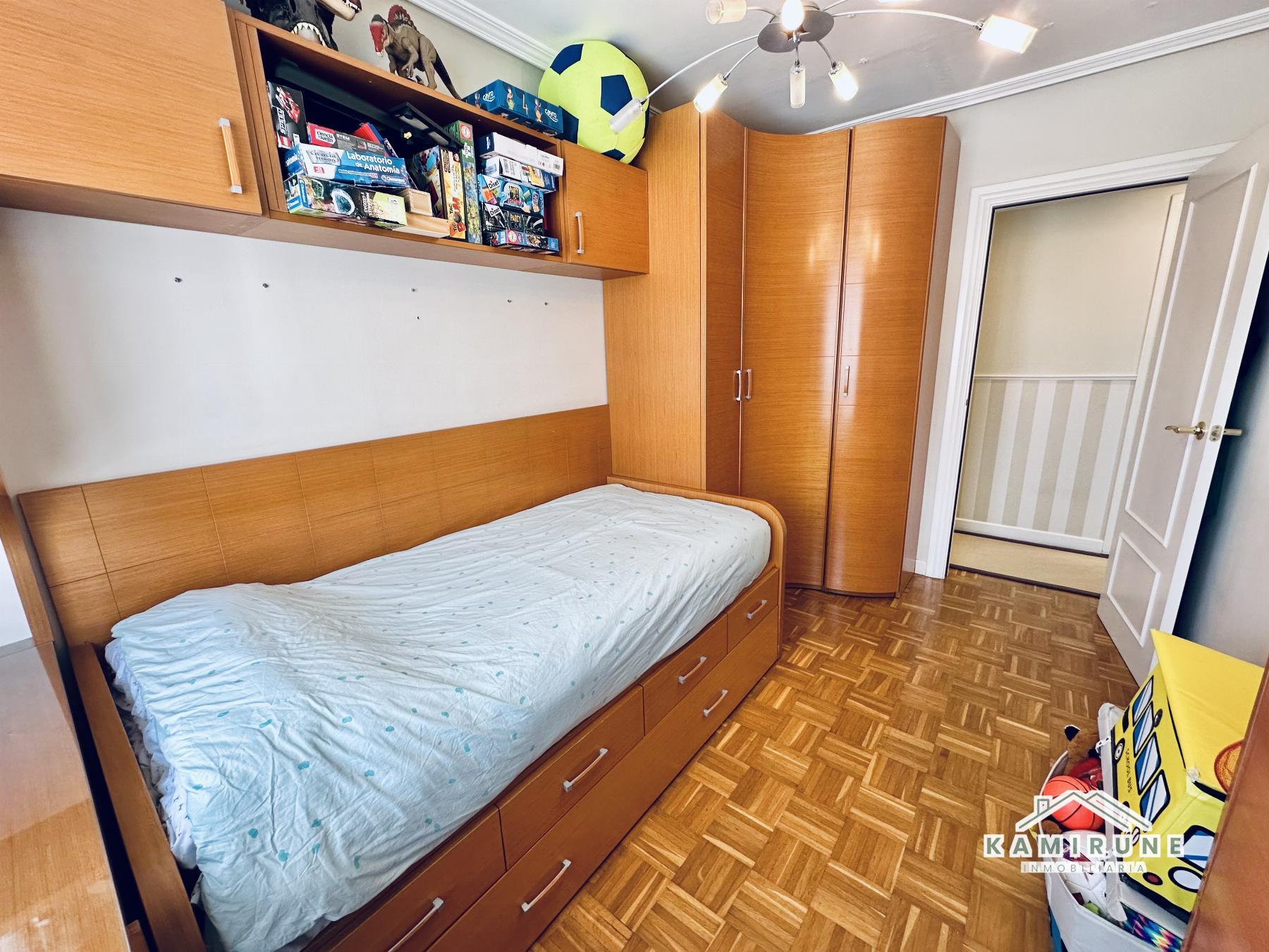 For sale of flat in Erandio