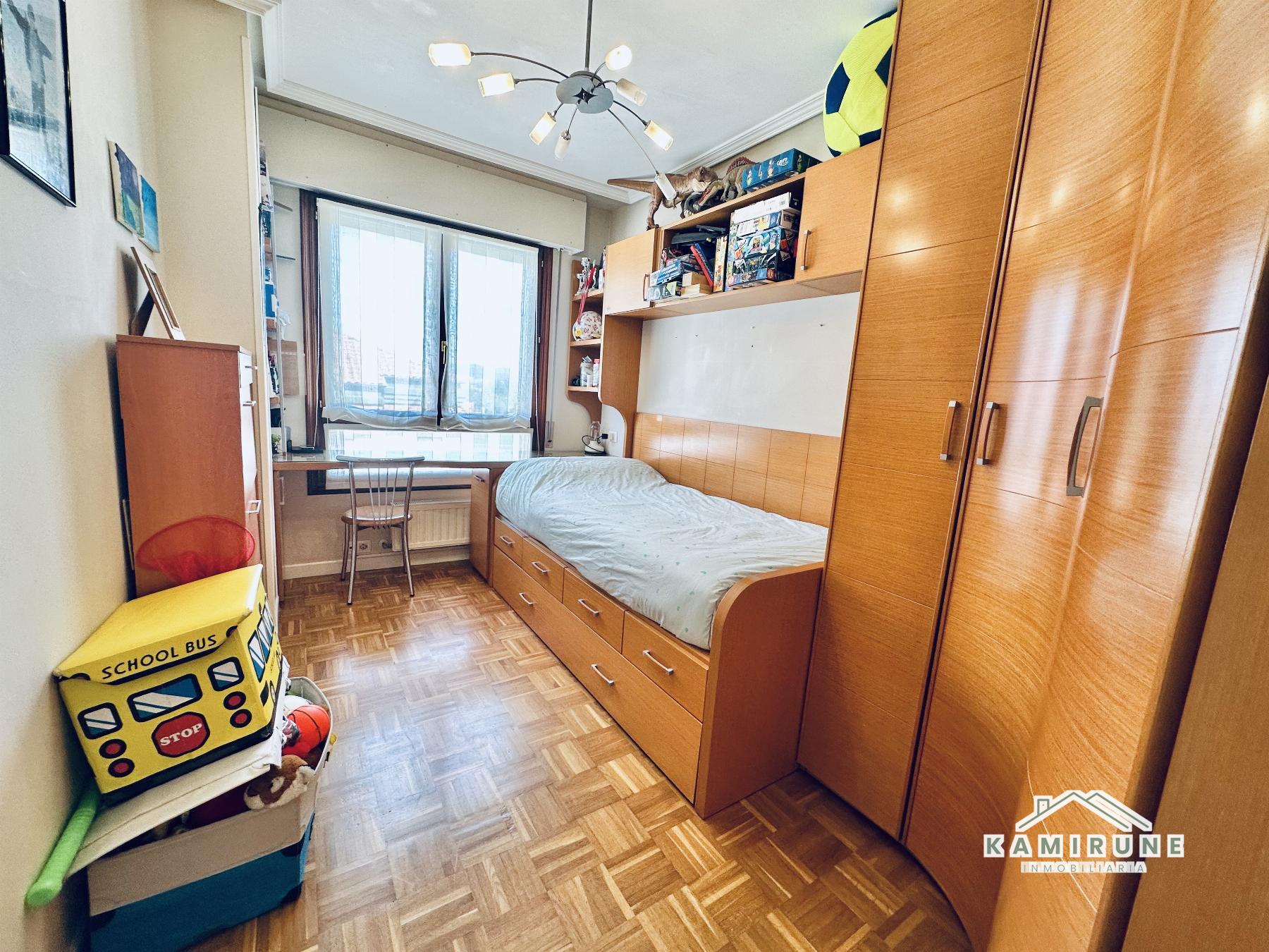 For sale of flat in Erandio