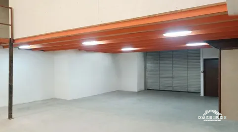 Alquiler de nave en Loiu