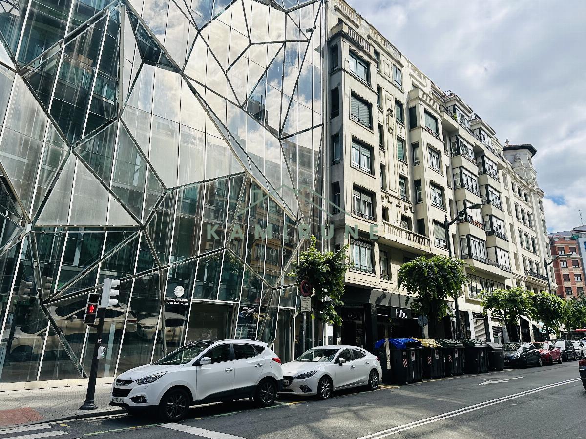 For sale of flat in Bilbao