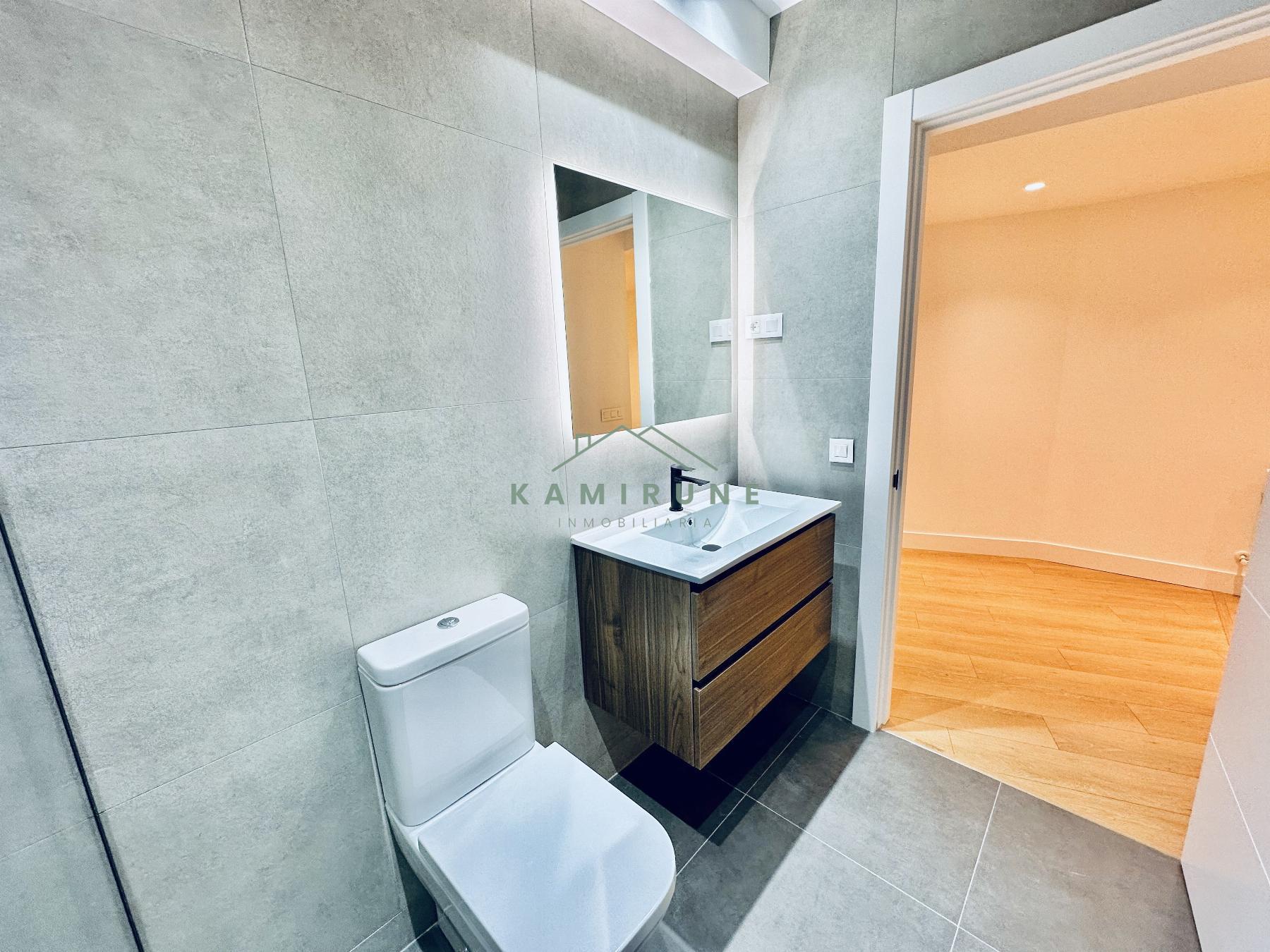 For sale of flat in Santurtzi