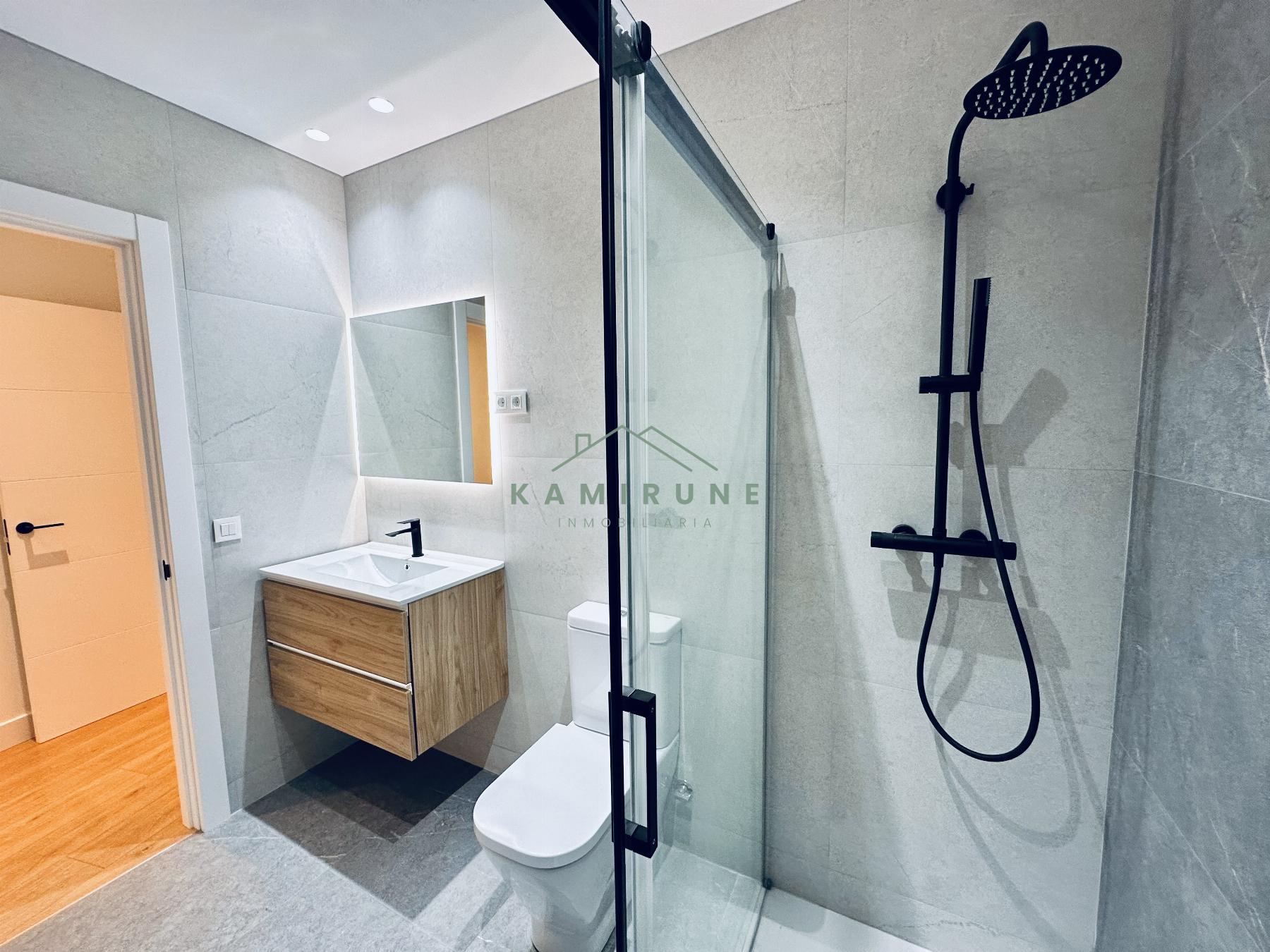 For sale of flat in Santurtzi