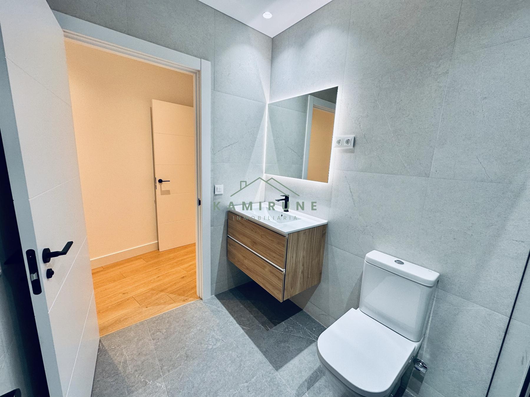 For sale of flat in Santurtzi