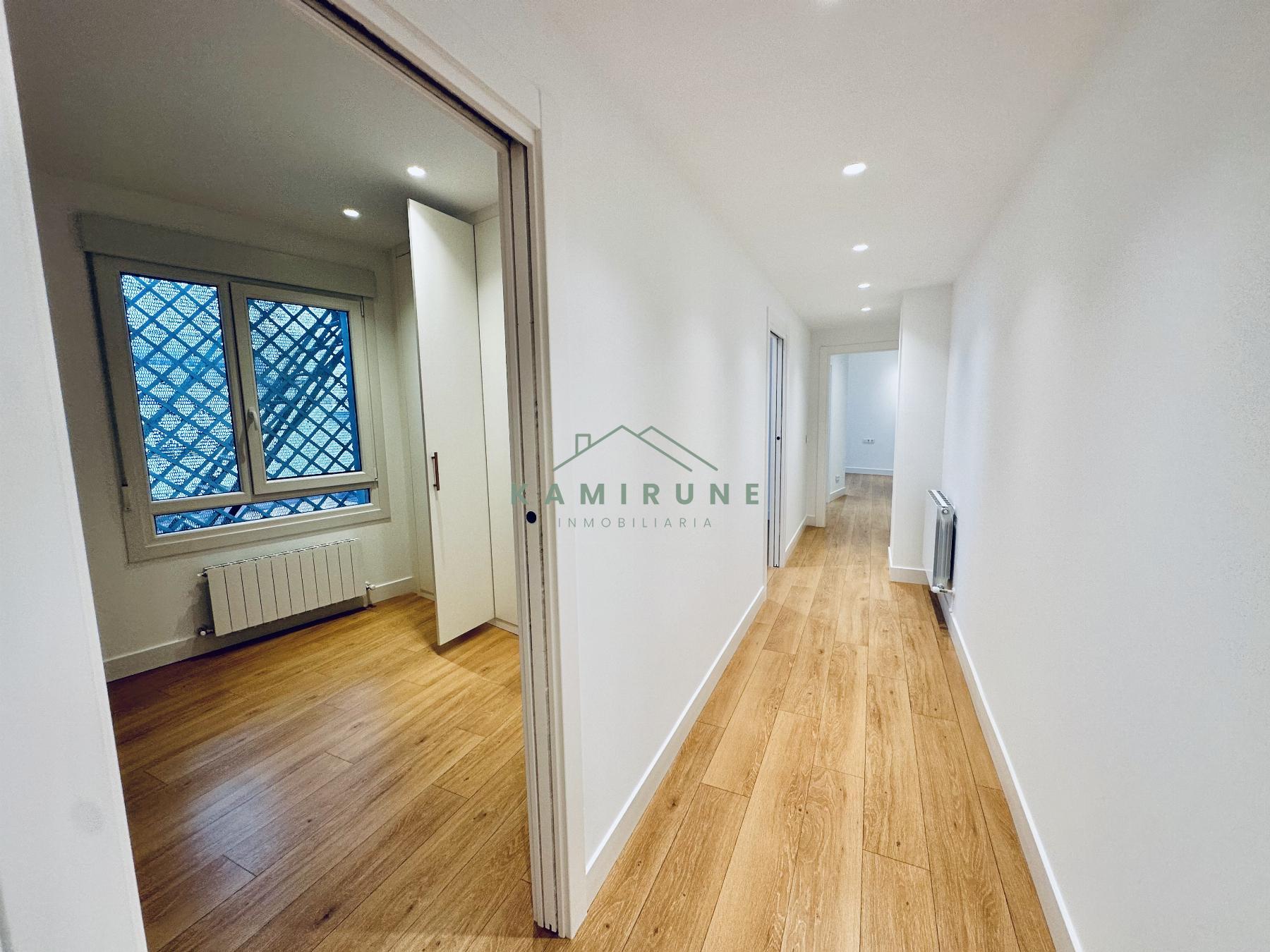 For sale of flat in Santurtzi