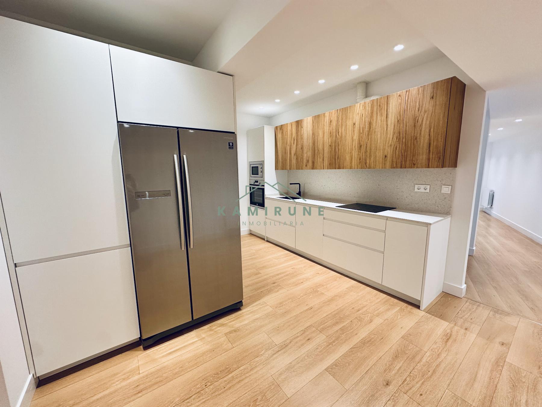 For sale of flat in Santurtzi
