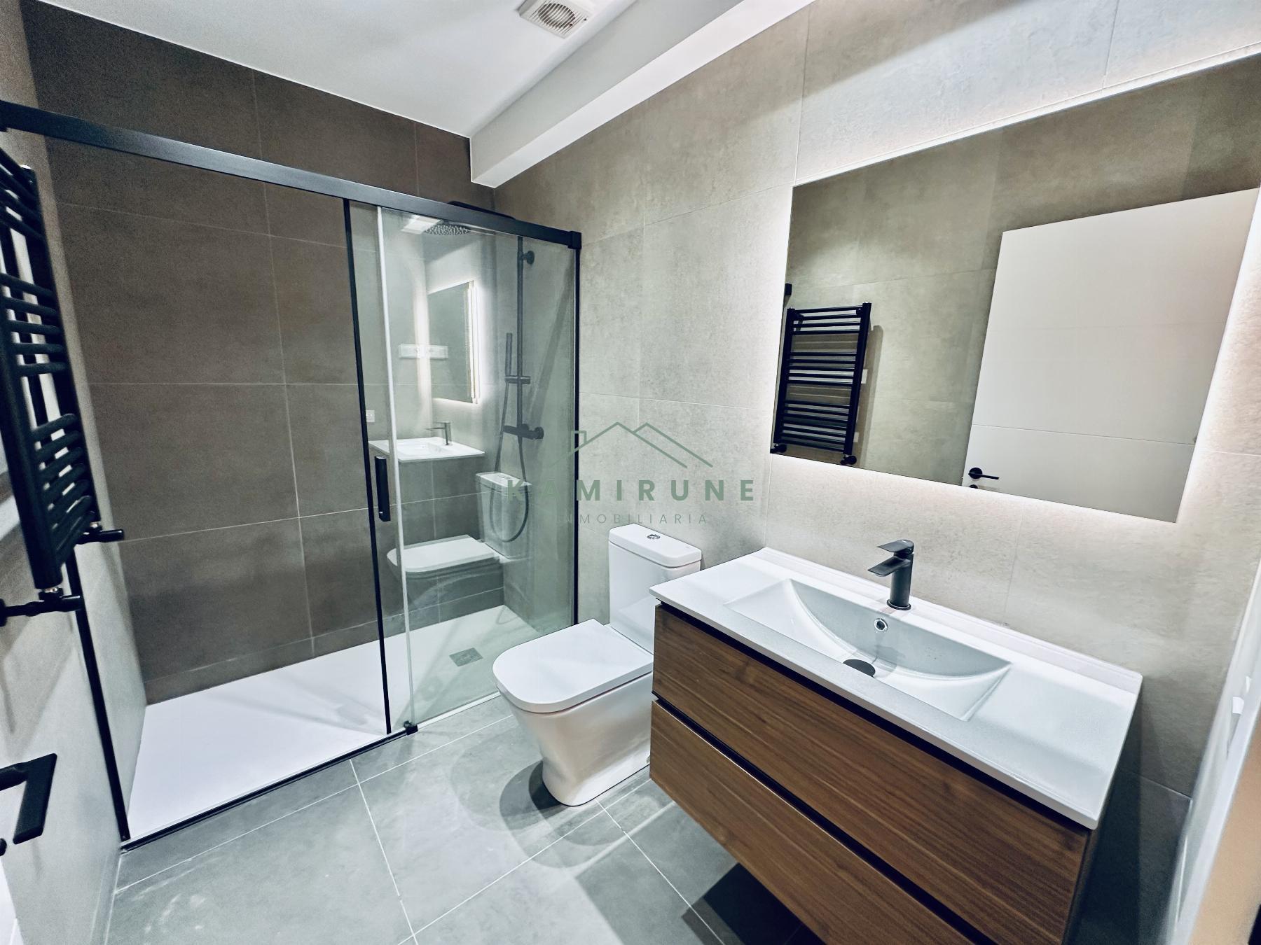 For sale of flat in Santurtzi