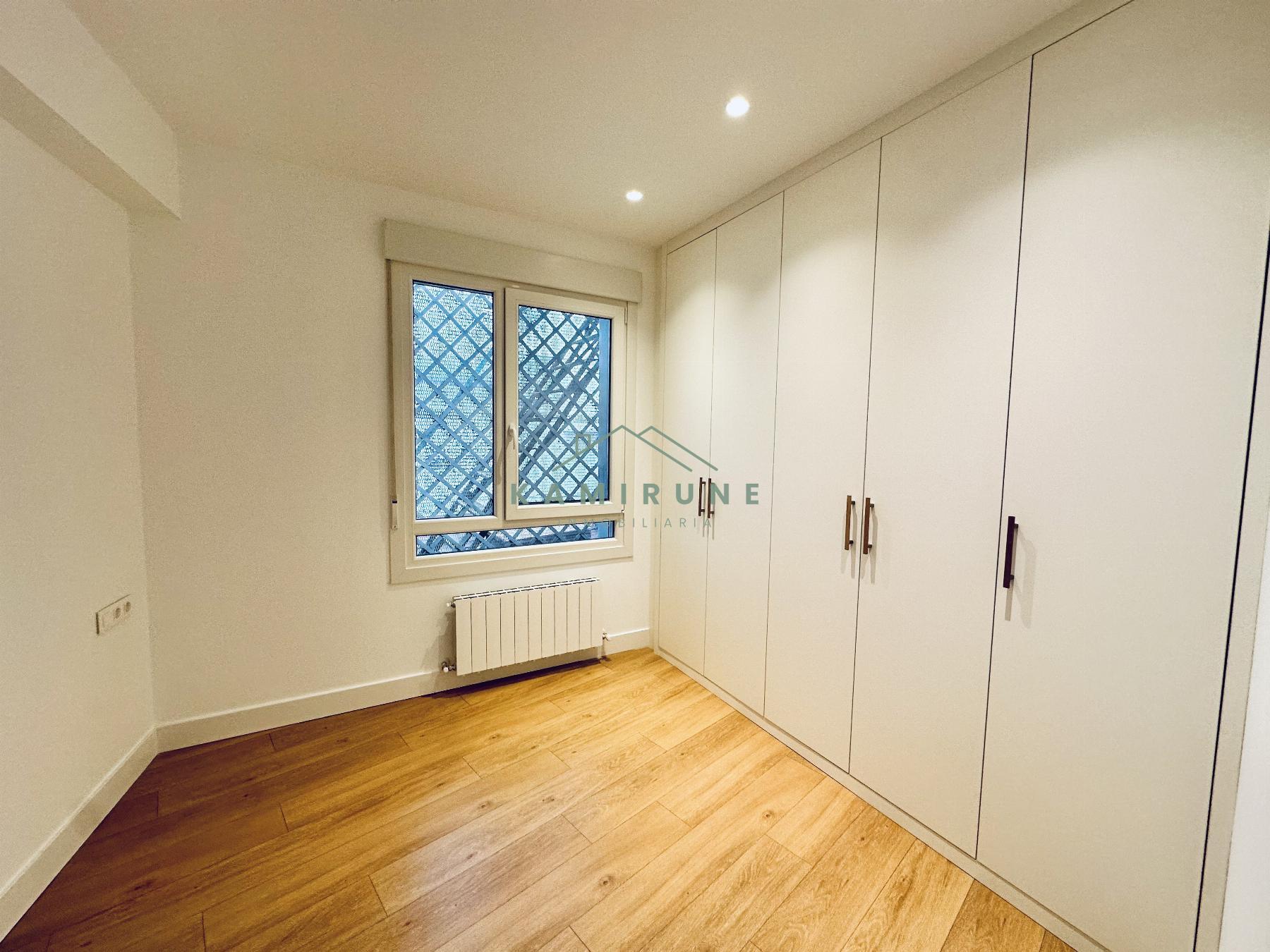 For sale of flat in Santurtzi