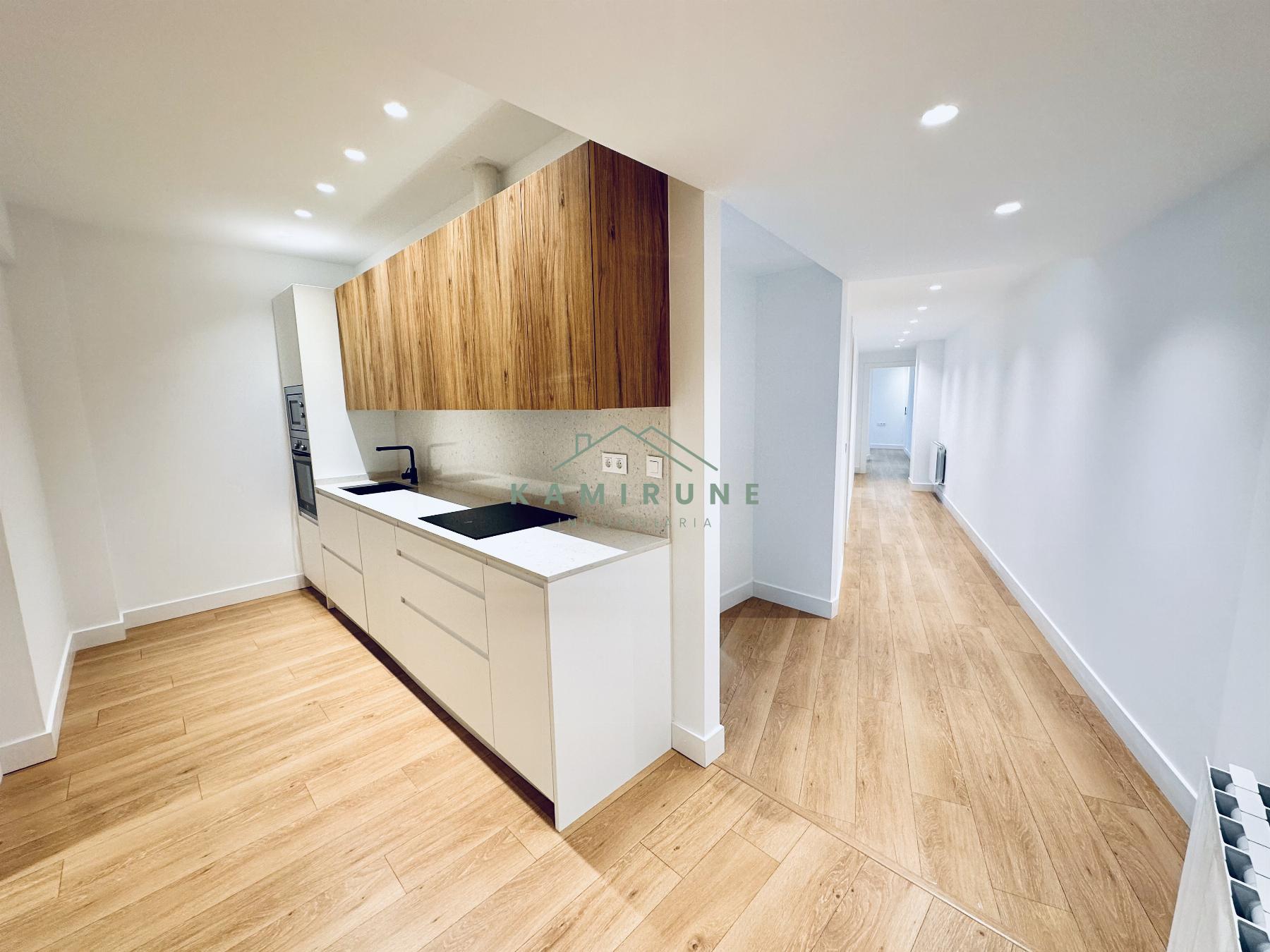 For sale of flat in Santurtzi