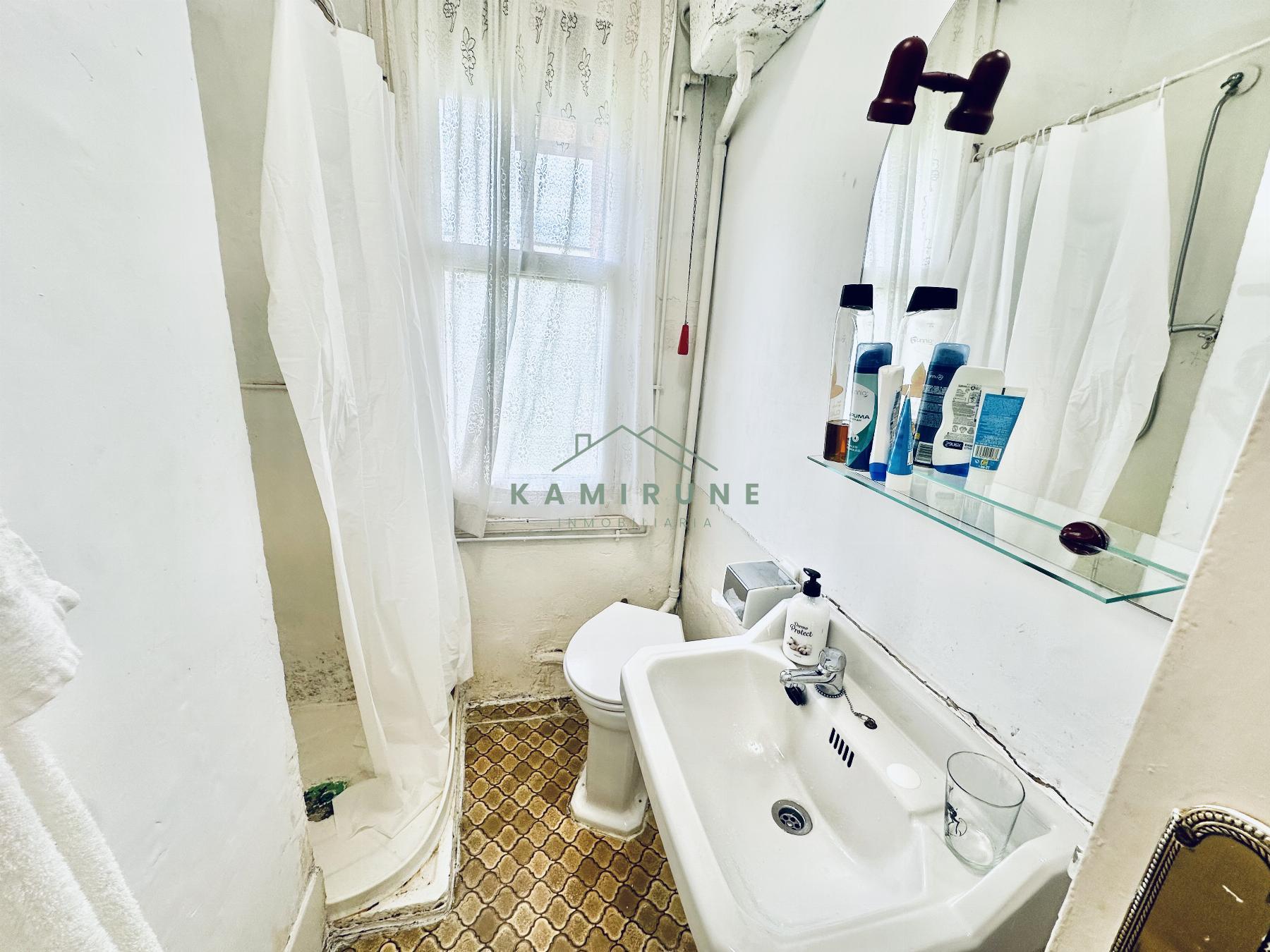 For sale of flat in Bilbao