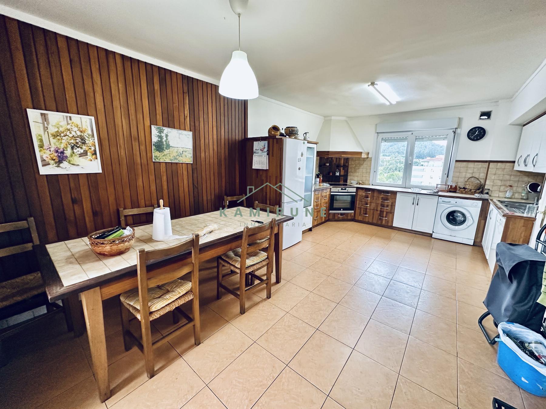 For sale of flat in Mungia
