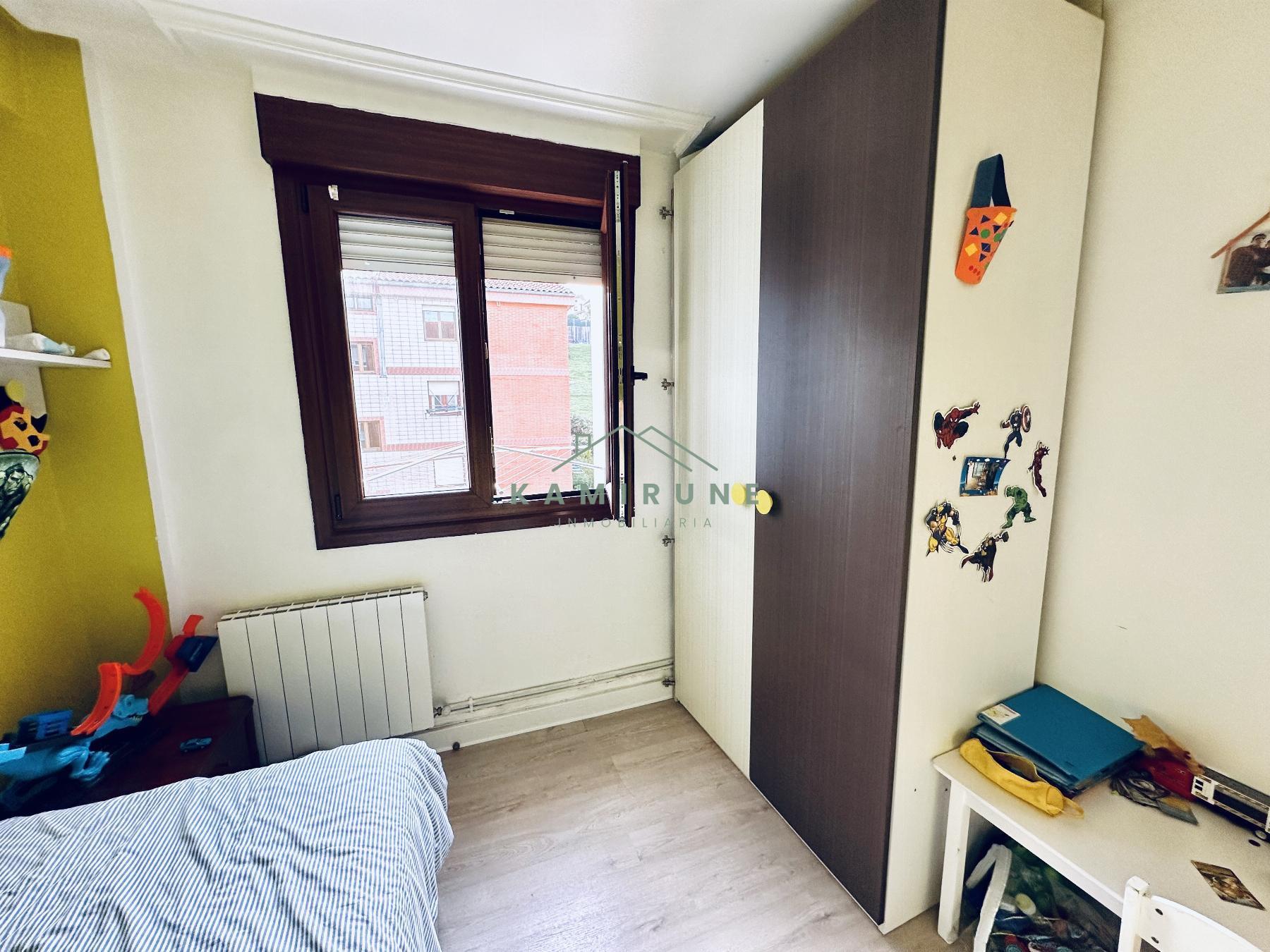 For sale of flat in Valle de Trápaga-Trapagaran