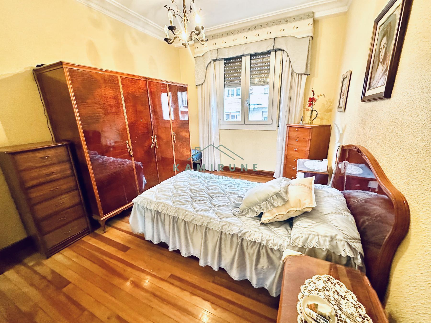 For sale of flat in Bilbao