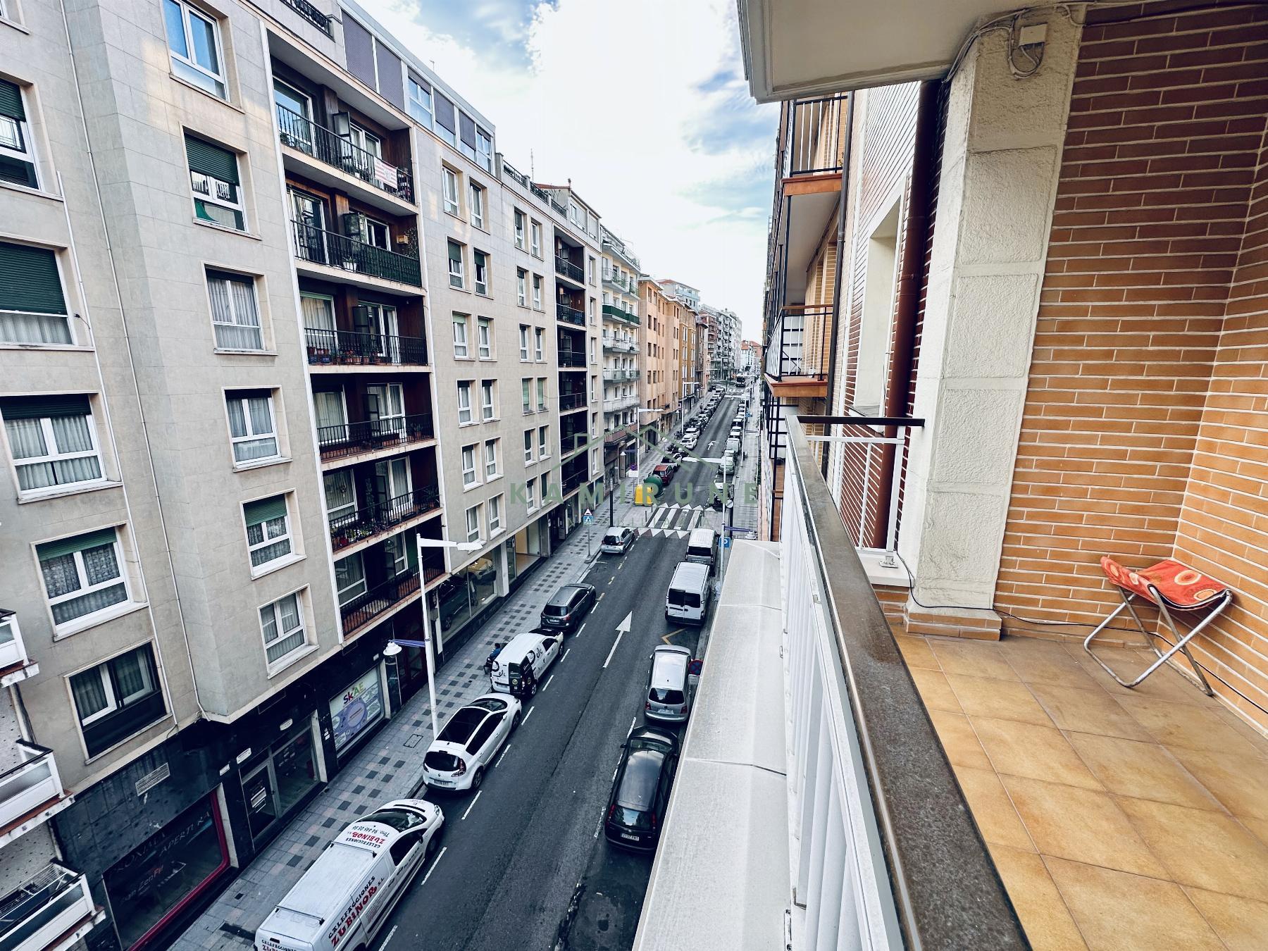 For sale of flat in Bilbao