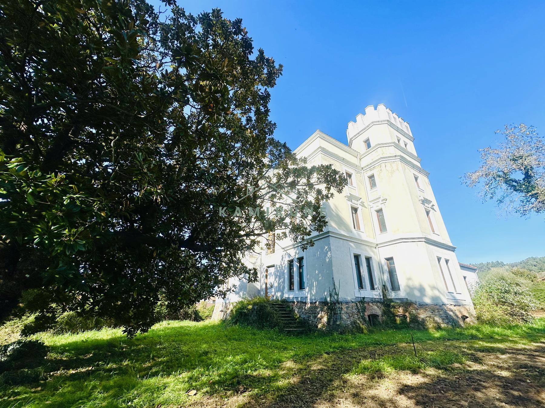 For sale of building in Mungia