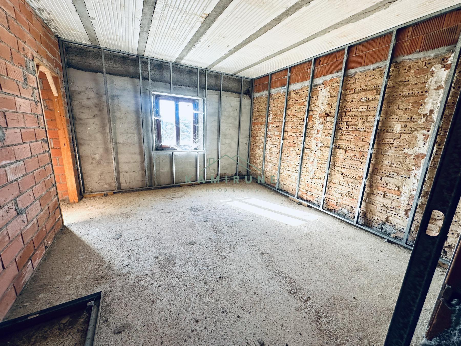 For sale of building in Mungia