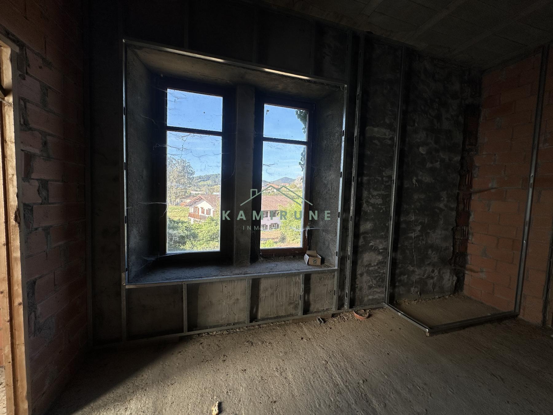 For sale of building in Mungia