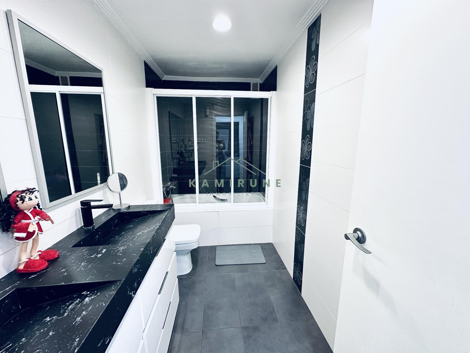 For sale of flat in Bilbao