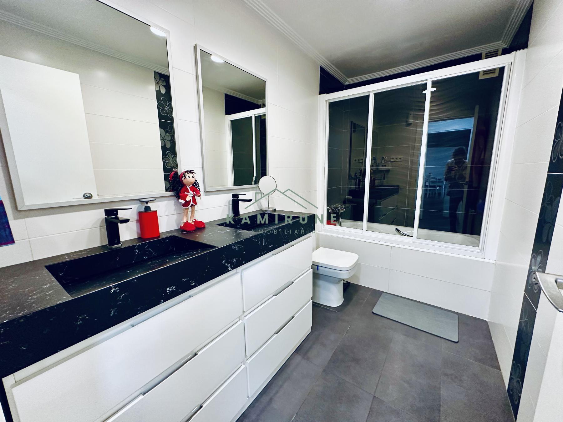 For sale of flat in Bilbao