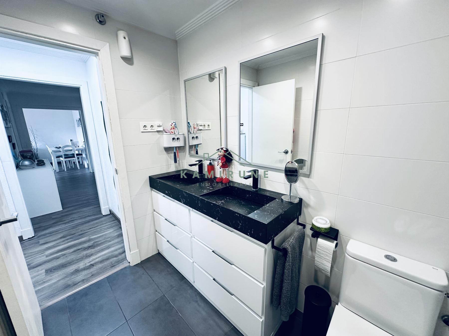 For sale of flat in Bilbao