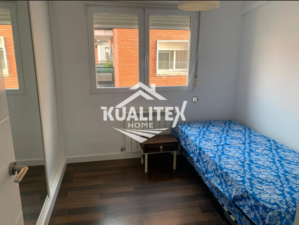 For sale of flat in Cáceres