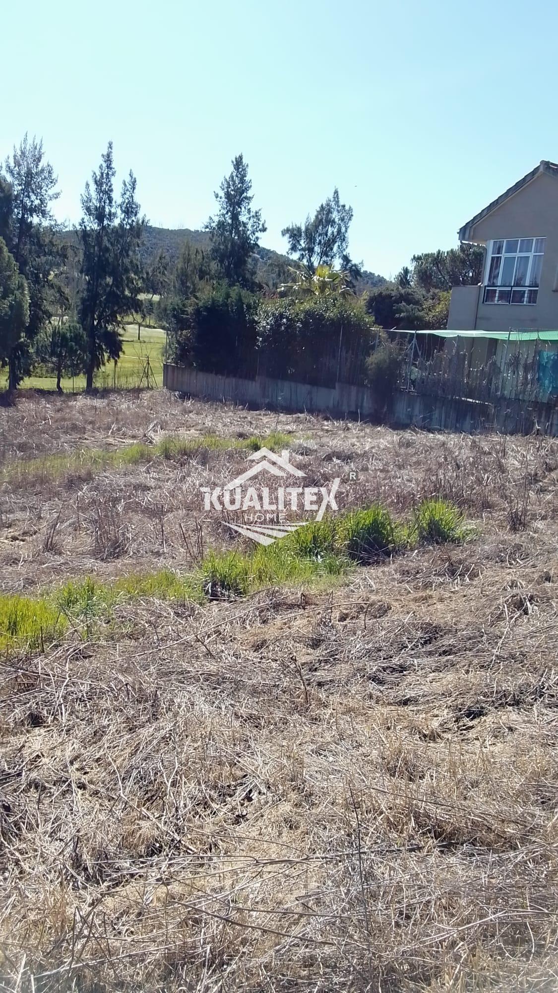 For sale of land in Cáceres