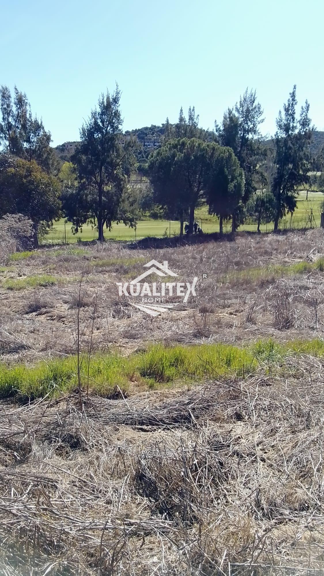 For sale of land in Cáceres