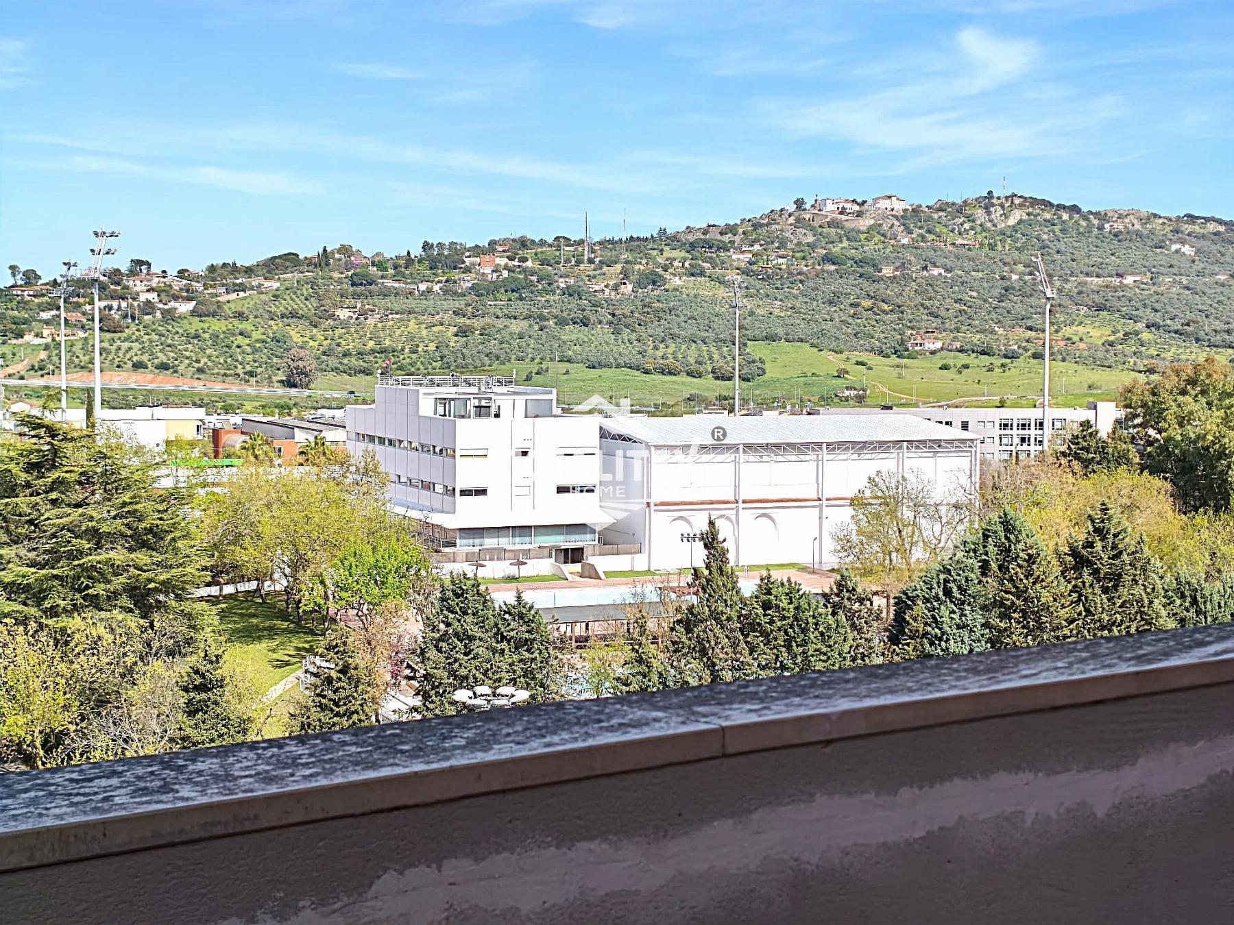 For rent of duplex in Cáceres