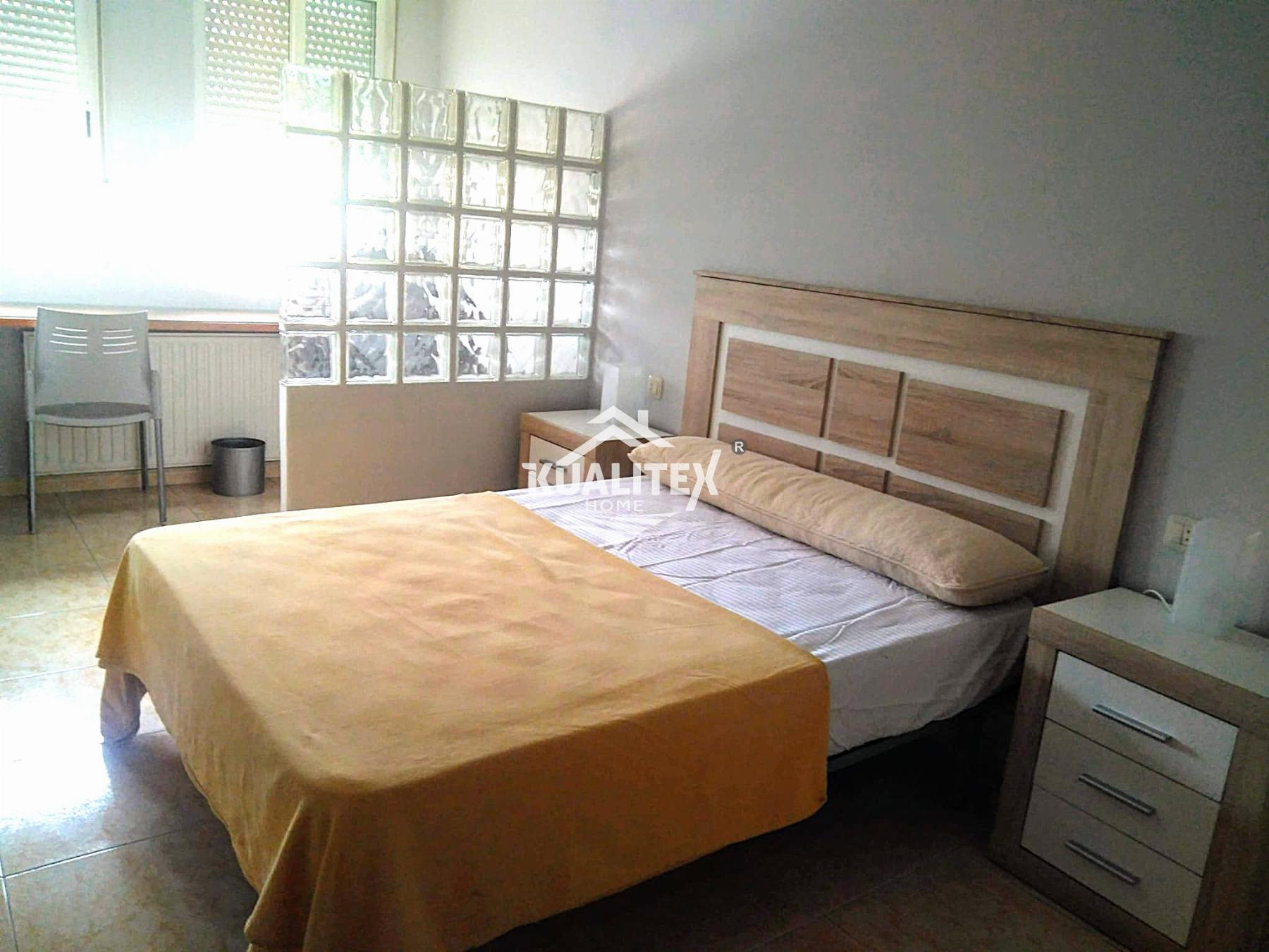For sale of apartment in Cáceres