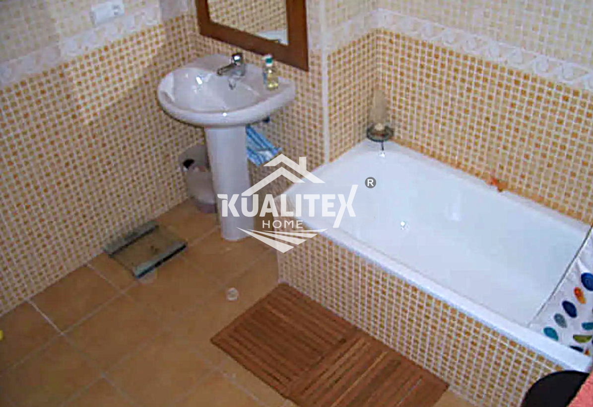 For sale of apartment in Cáceres