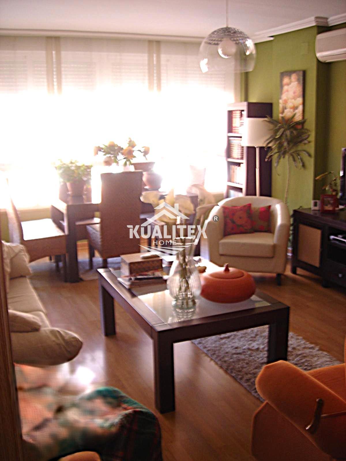 For sale of flat in Cáceres