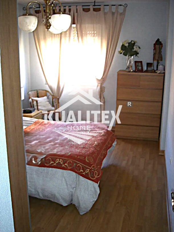 For sale of flat in Cáceres