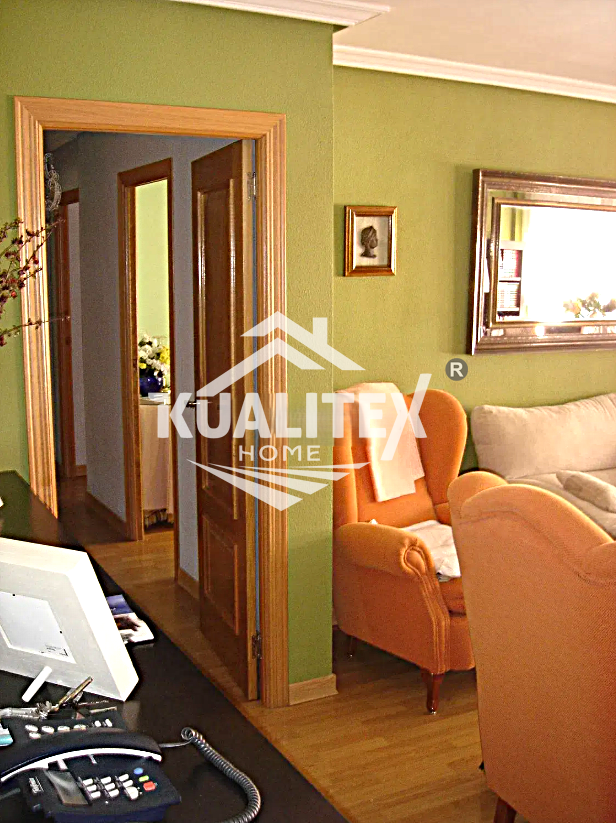 For sale of flat in Cáceres