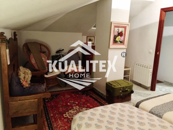 For sale of apartment in Cáceres
