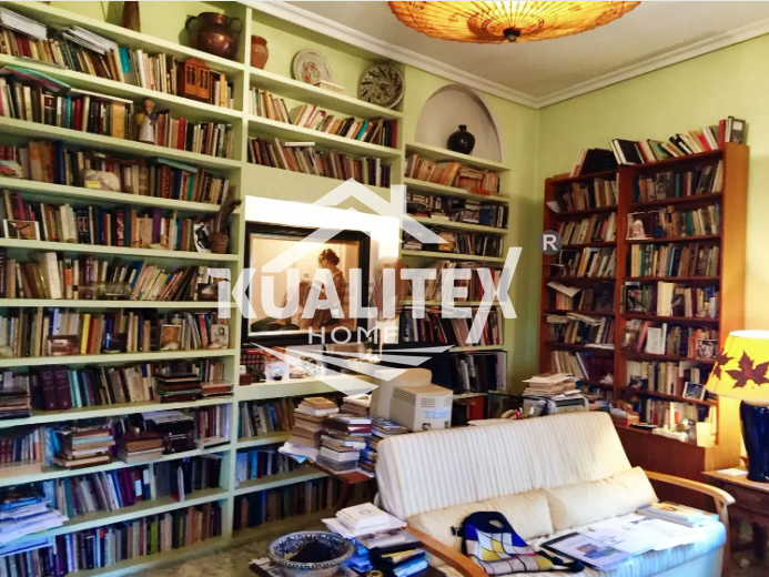 For sale of apartment in Cáceres