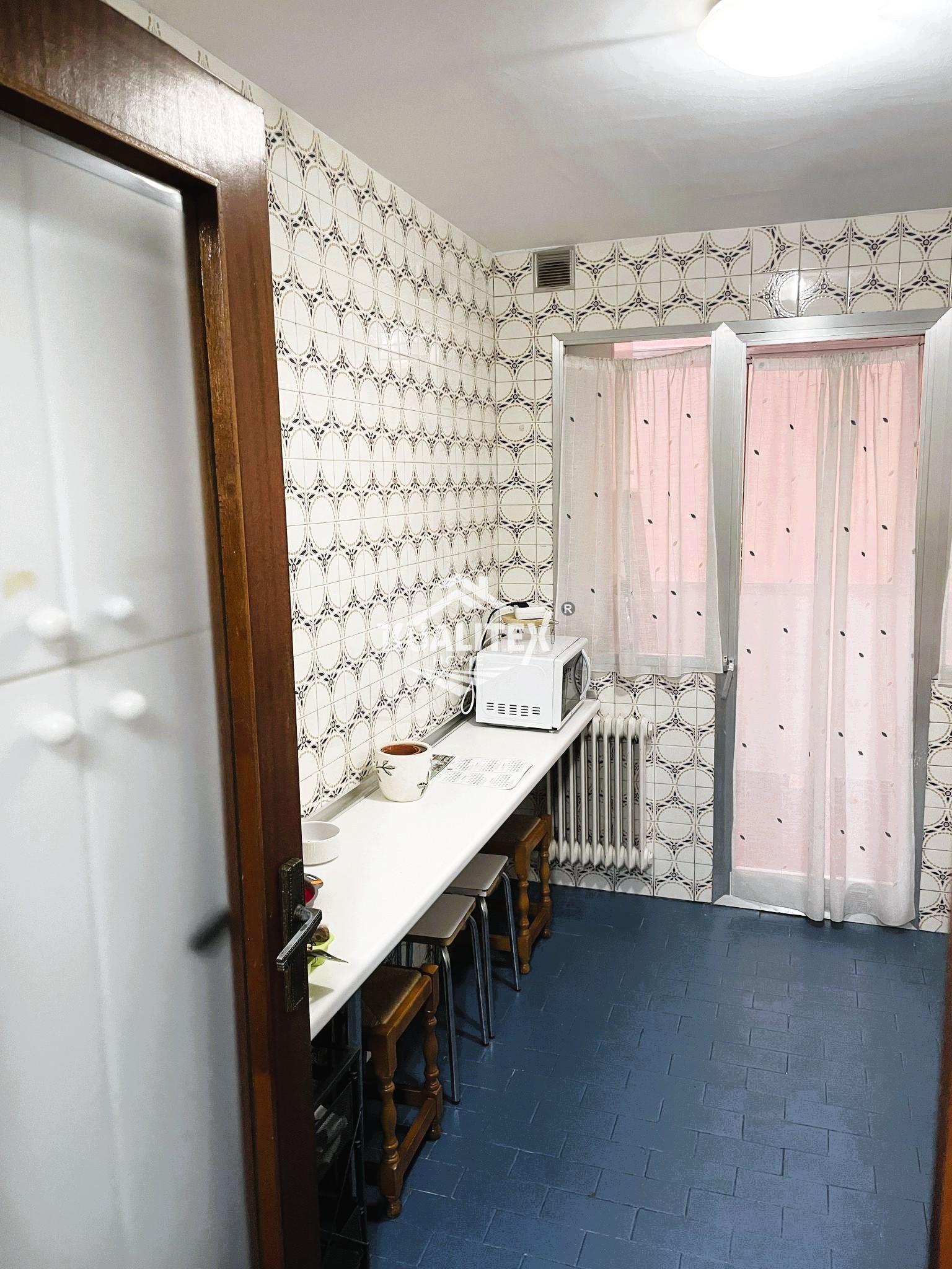 For sale of flat in Cáceres