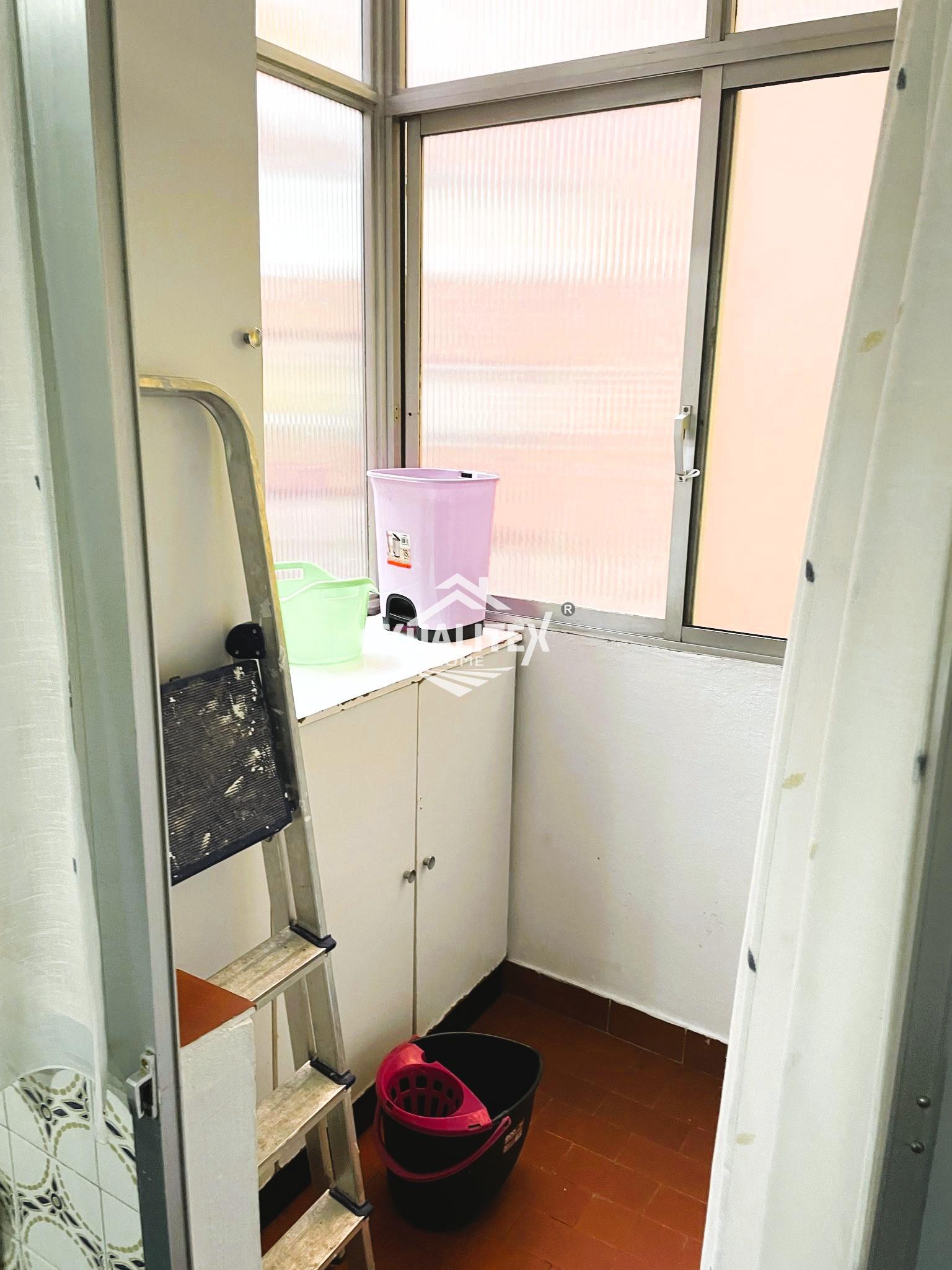 For sale of flat in Cáceres